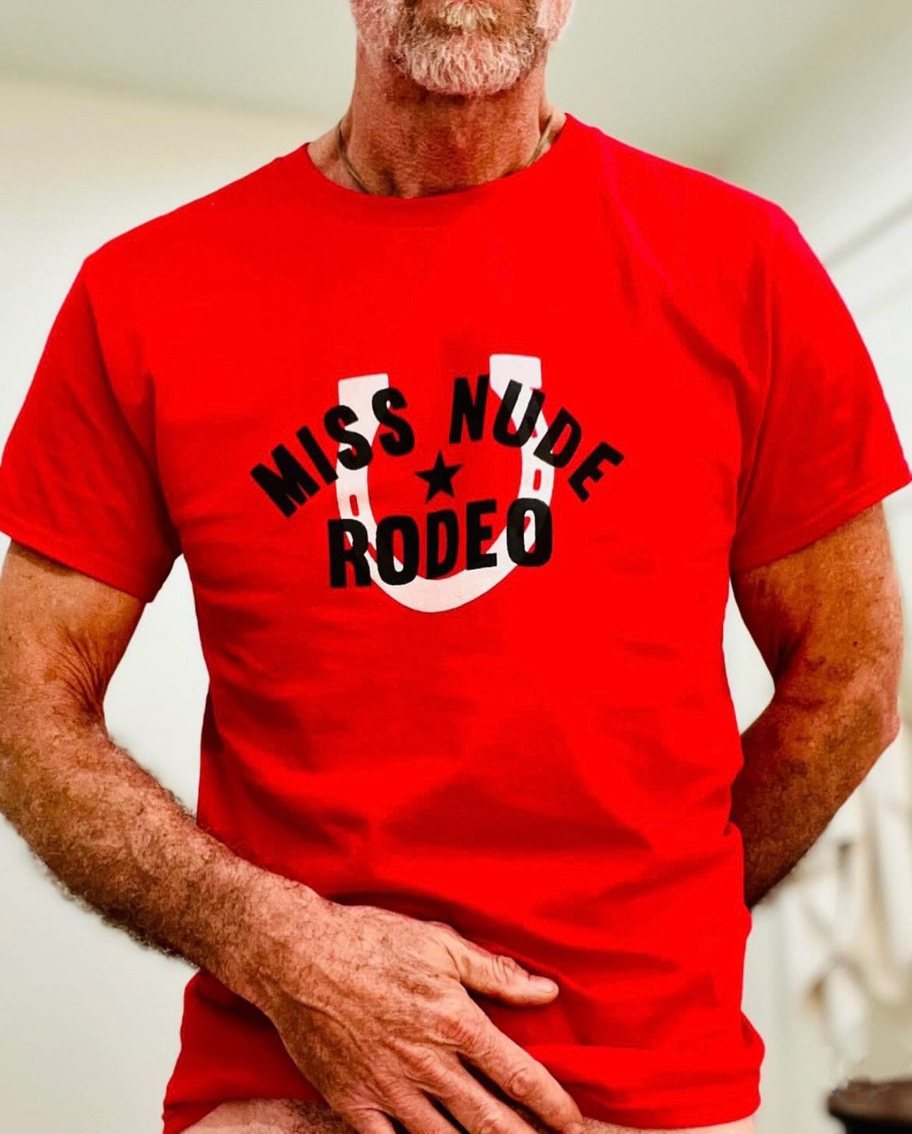 horseshoe t-shirt